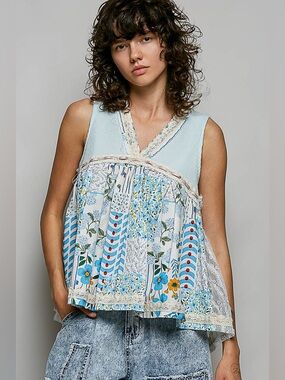 POL Floral V-Neck Sheer Tank with Lace Trim